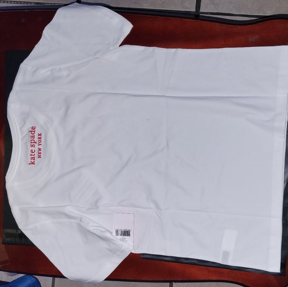 Kate Spade T-shirt, size XS  Rainbow heart Pride collection - Picture 4 of 7